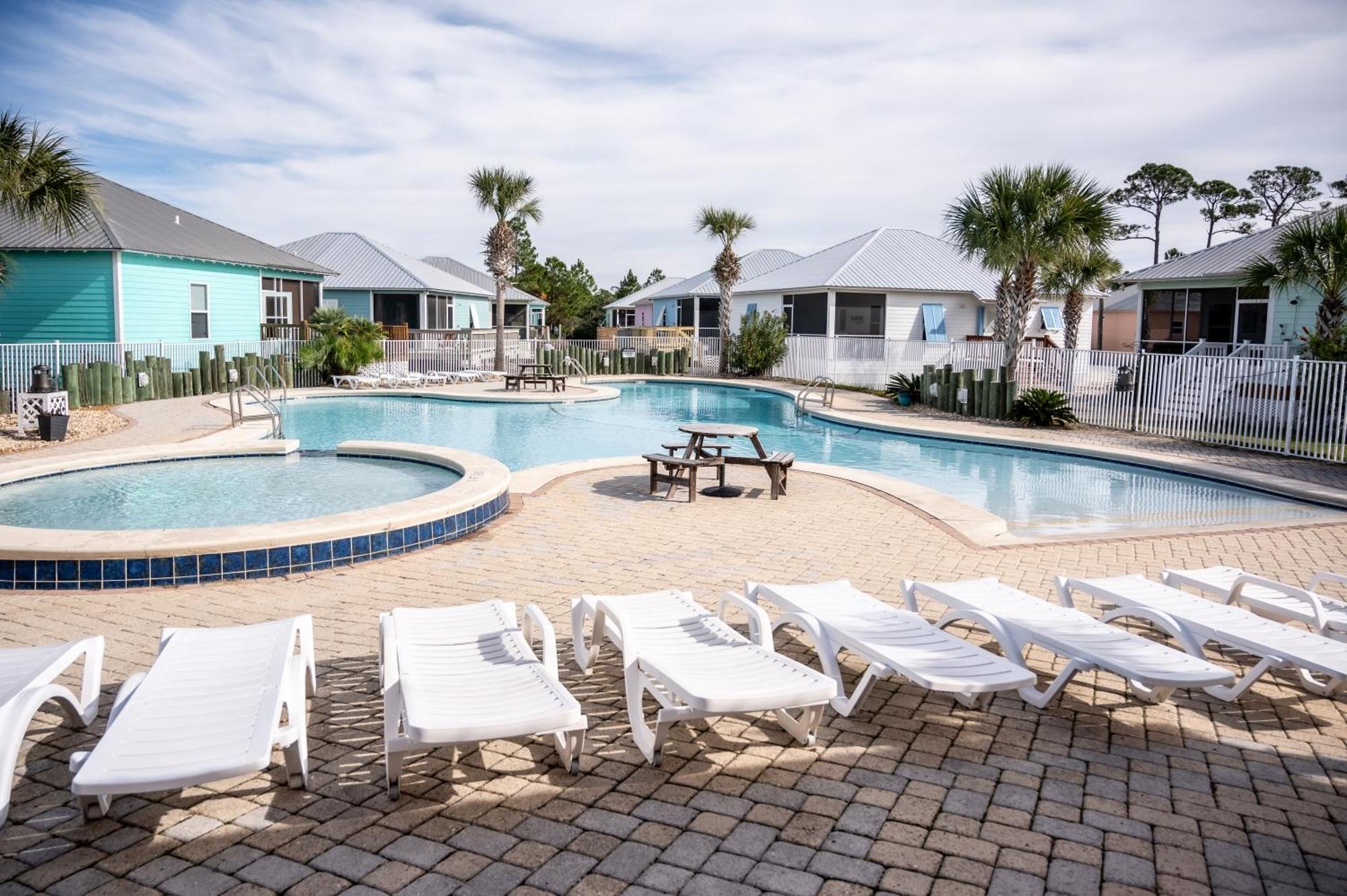Cottage Beach House Steps From Beach 3 Bedroom 2 Bath Gulf Shores Exteriér fotografie